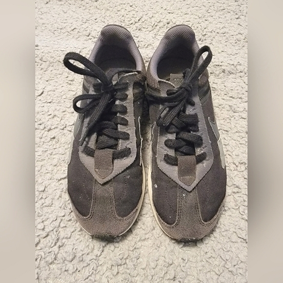 Youth Nike Uomo Air Max Pre-Day Sneakers, size 6 - Picture 5 of 7